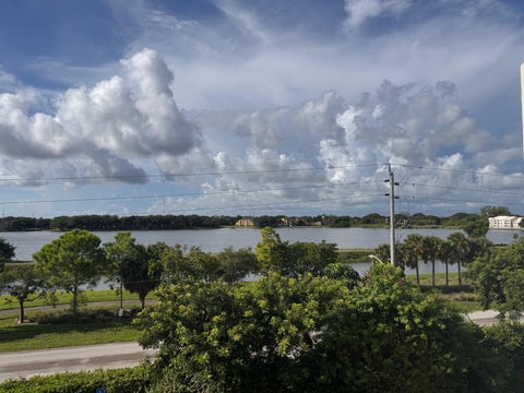 Tiny photo for 115 Lake Emerald Drive #410, Oakland Park, FL 33309 (MLS # B26076520)