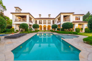 THE BEARS CLUB - Residential