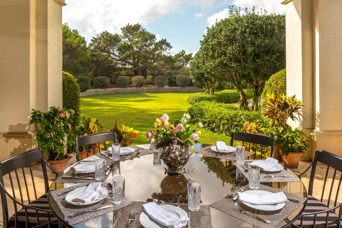 THE BEARS CLUB - Residential