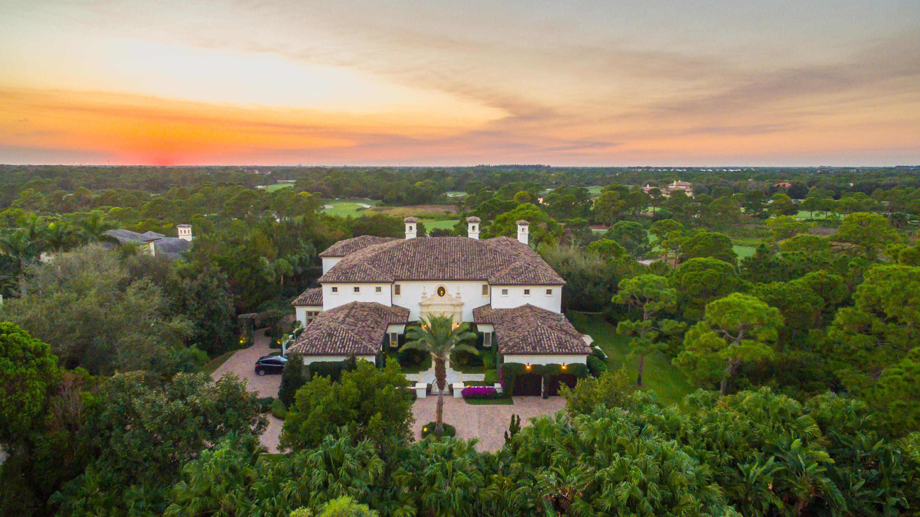 THE BEARS CLUB - Residential