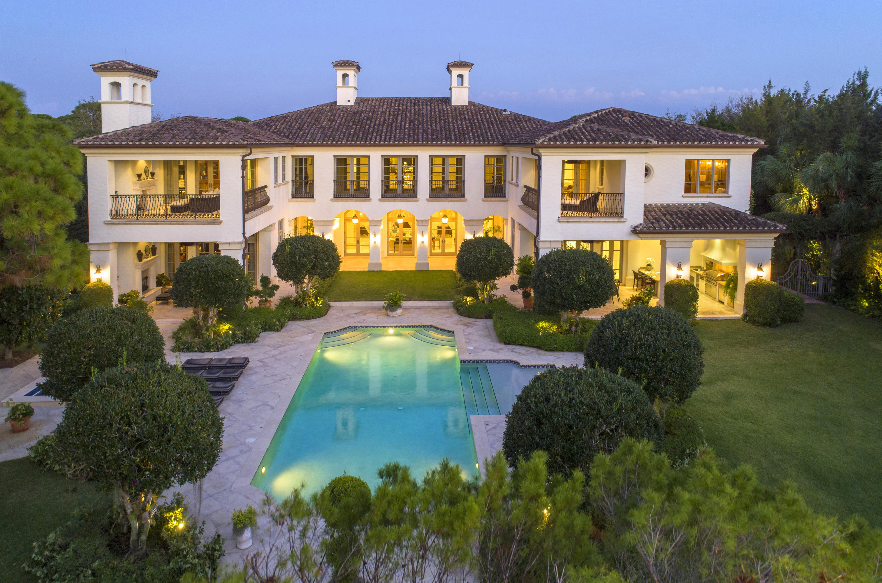 THE BEARS CLUB - Residential