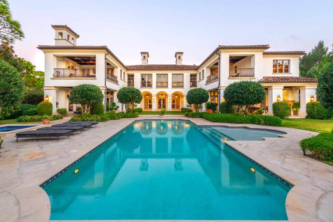 THE BEARS CLUB - Residential