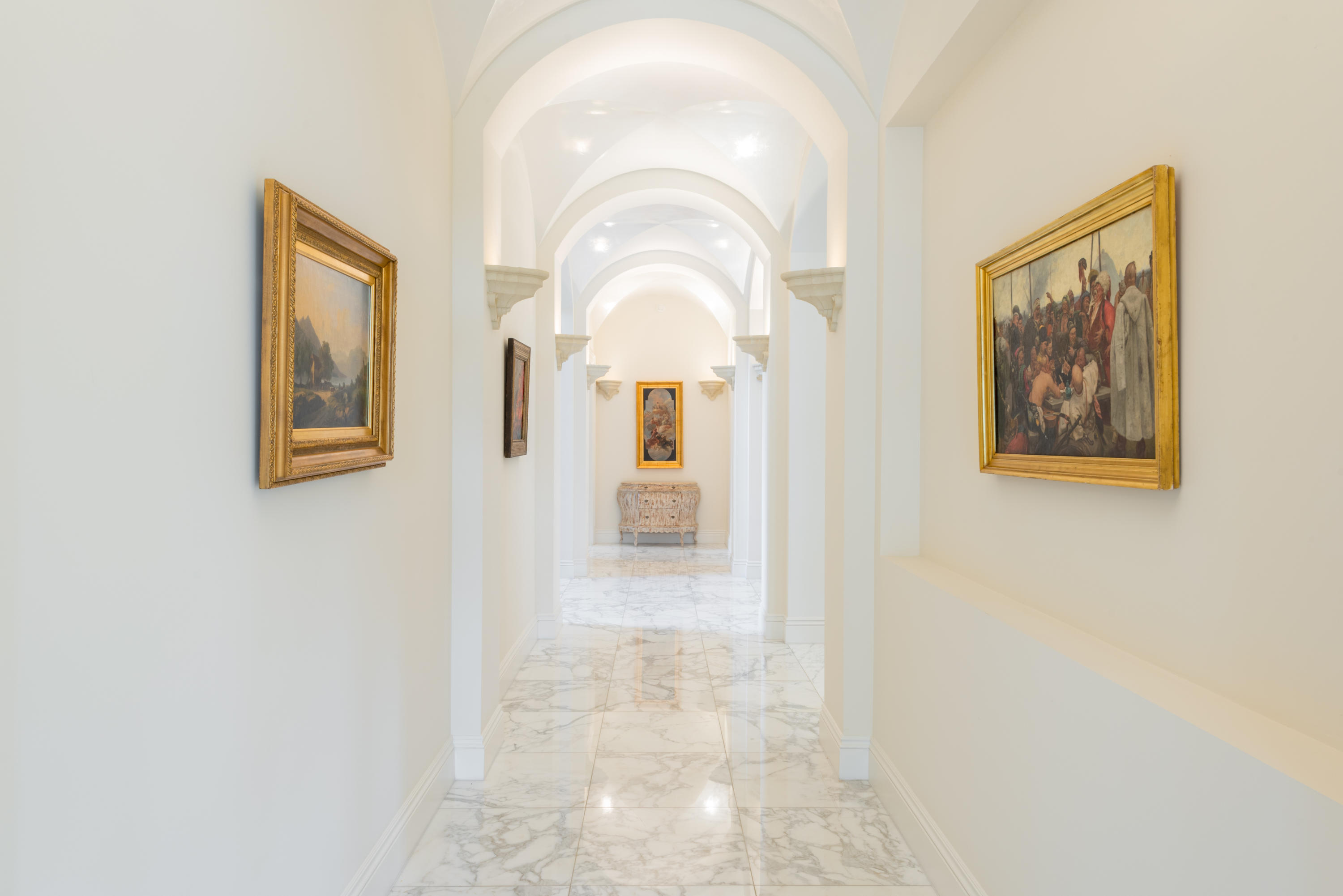 THE BEARS CLUB - Residential