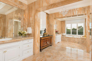 THE BEARS CLUB - Residential