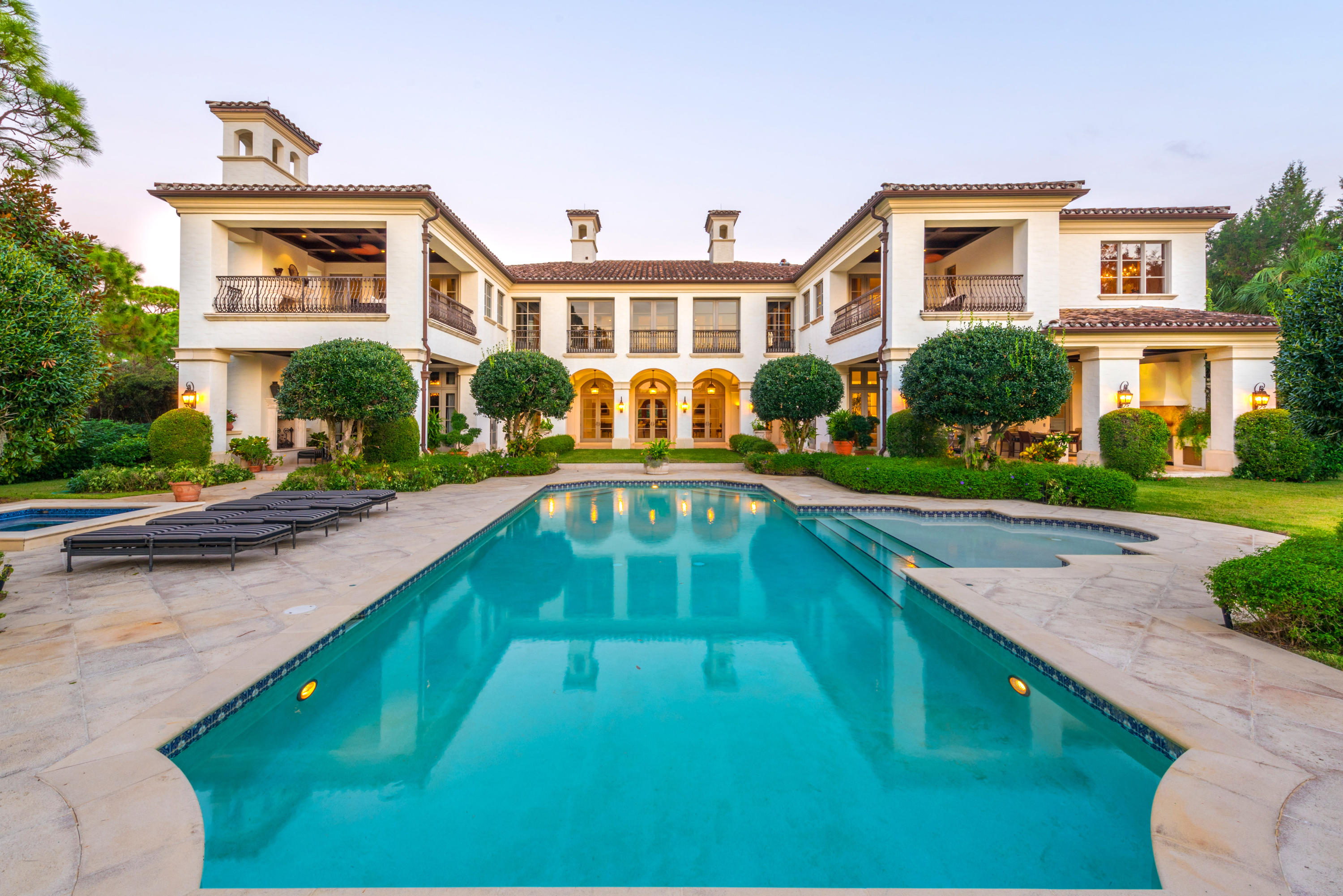 THE BEARS CLUB - Residential