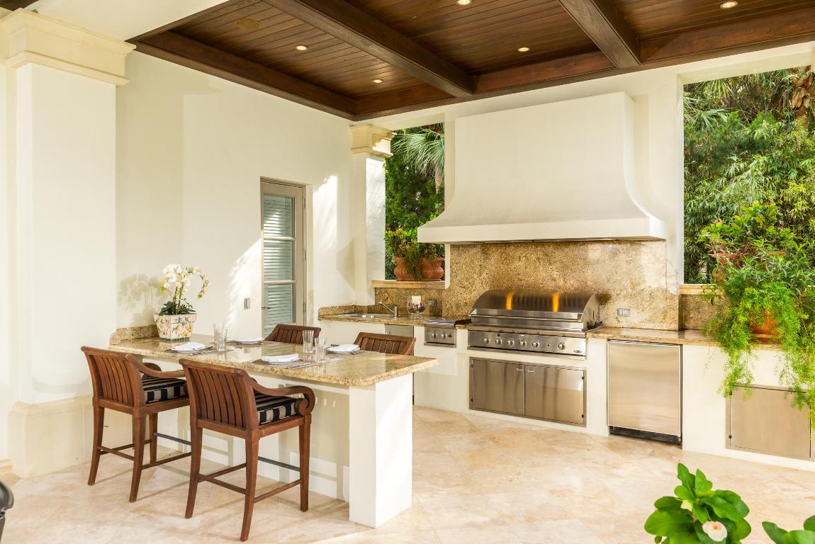 THE BEARS CLUB - Residential