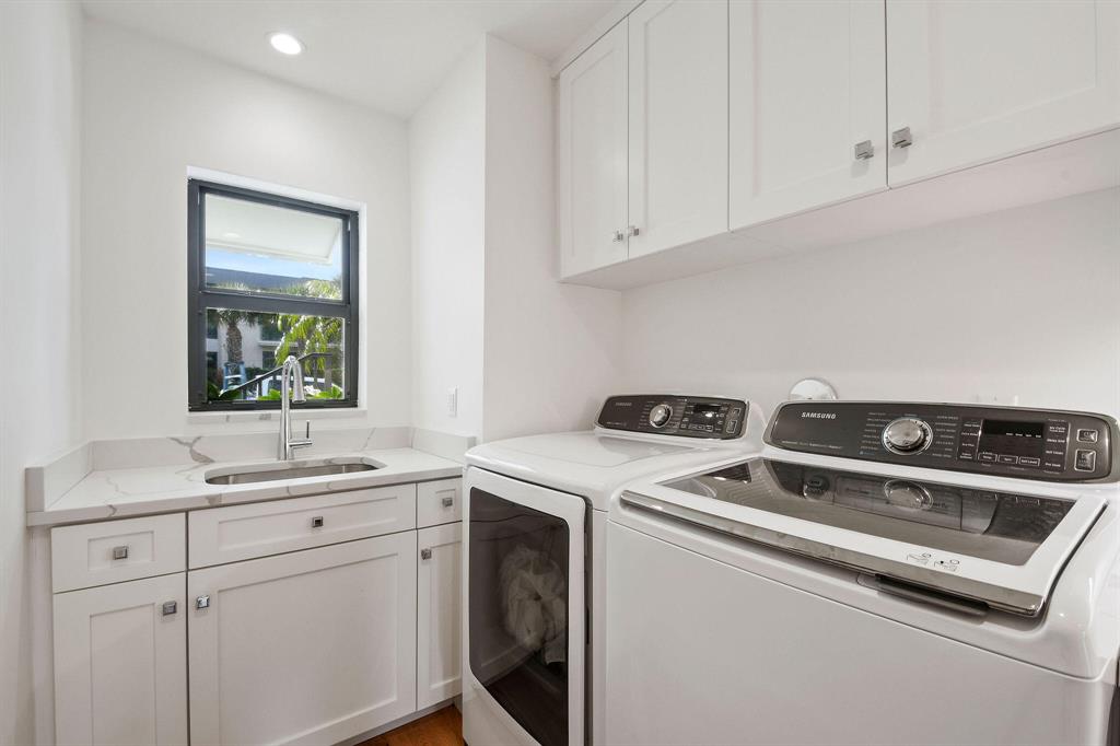 JUPITER INLET BEACH COLONY - Residential