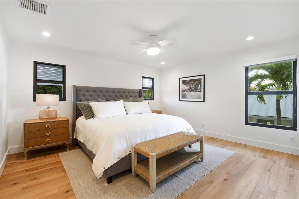 JUPITER INLET BEACH COLONY - Residential