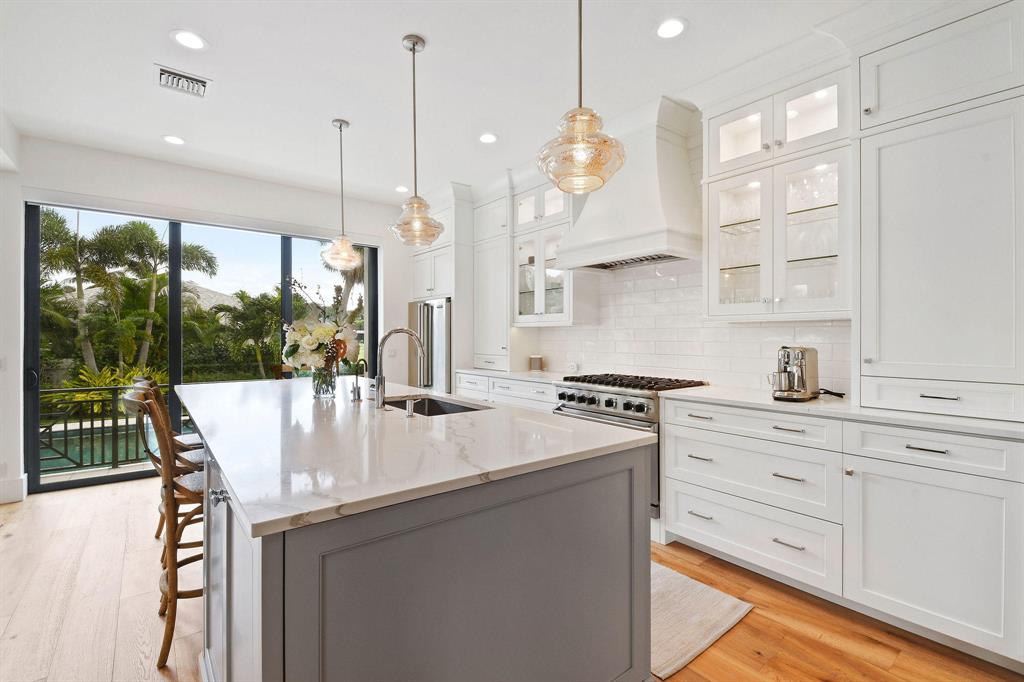 JUPITER INLET BEACH COLONY - Residential