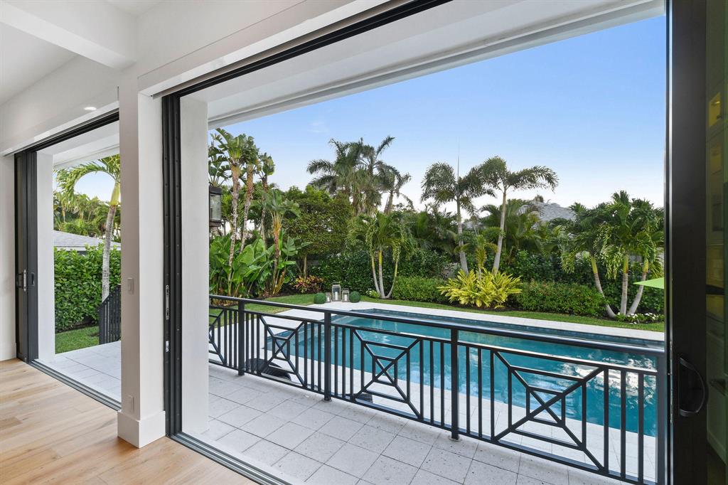 JUPITER INLET BEACH COLONY - Residential