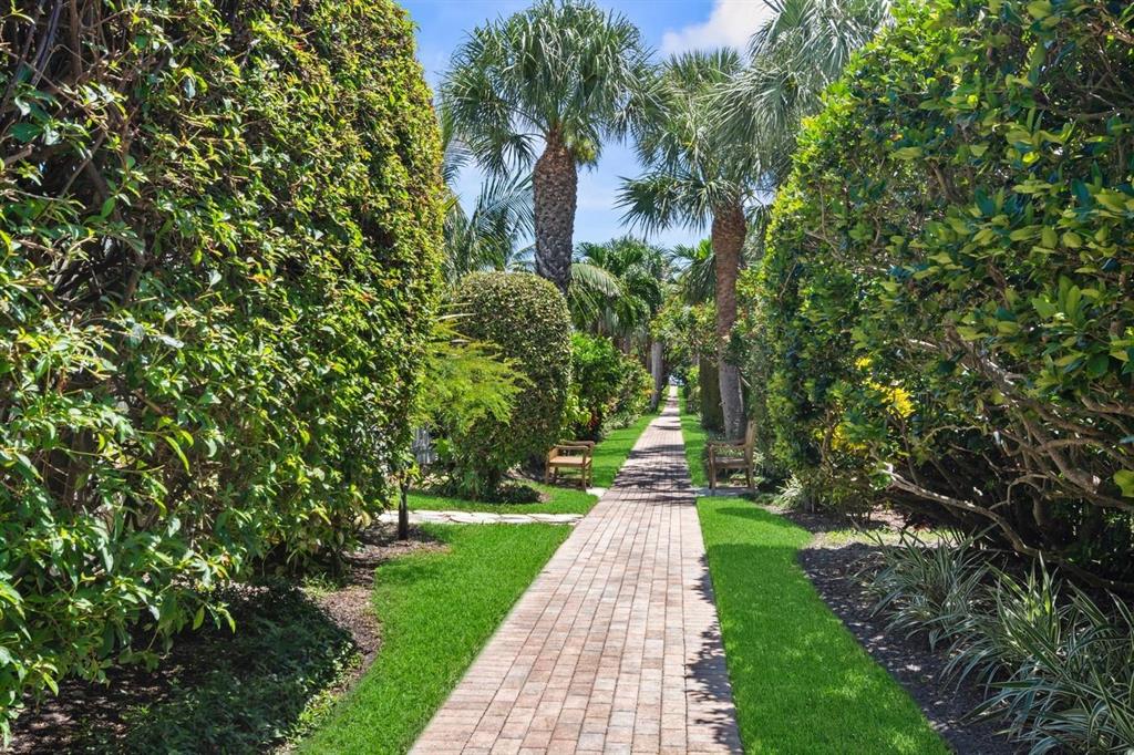 JUPITER INLET BEACH COLONY - Residential