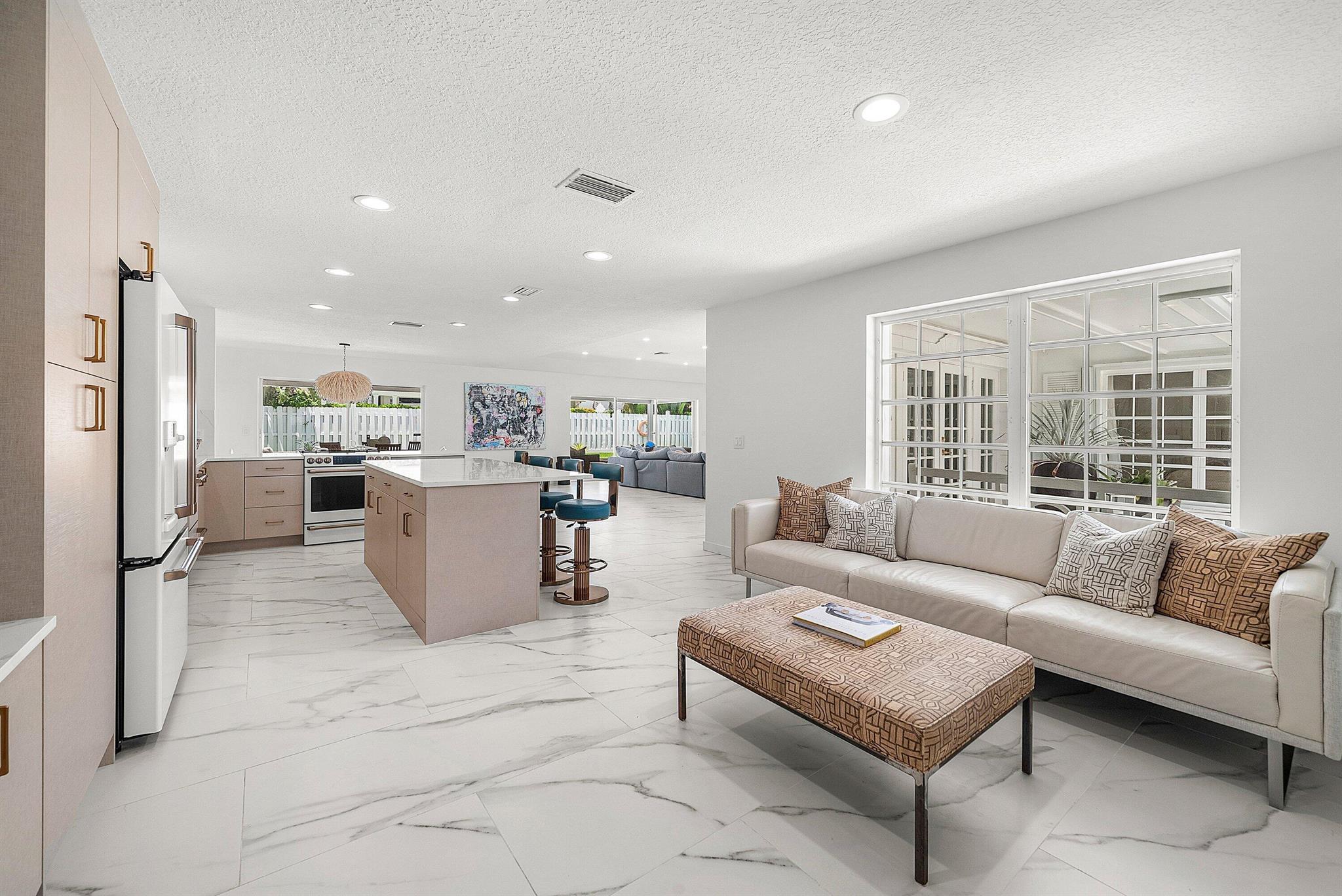 POINT MANALAPAN 6 - Residential