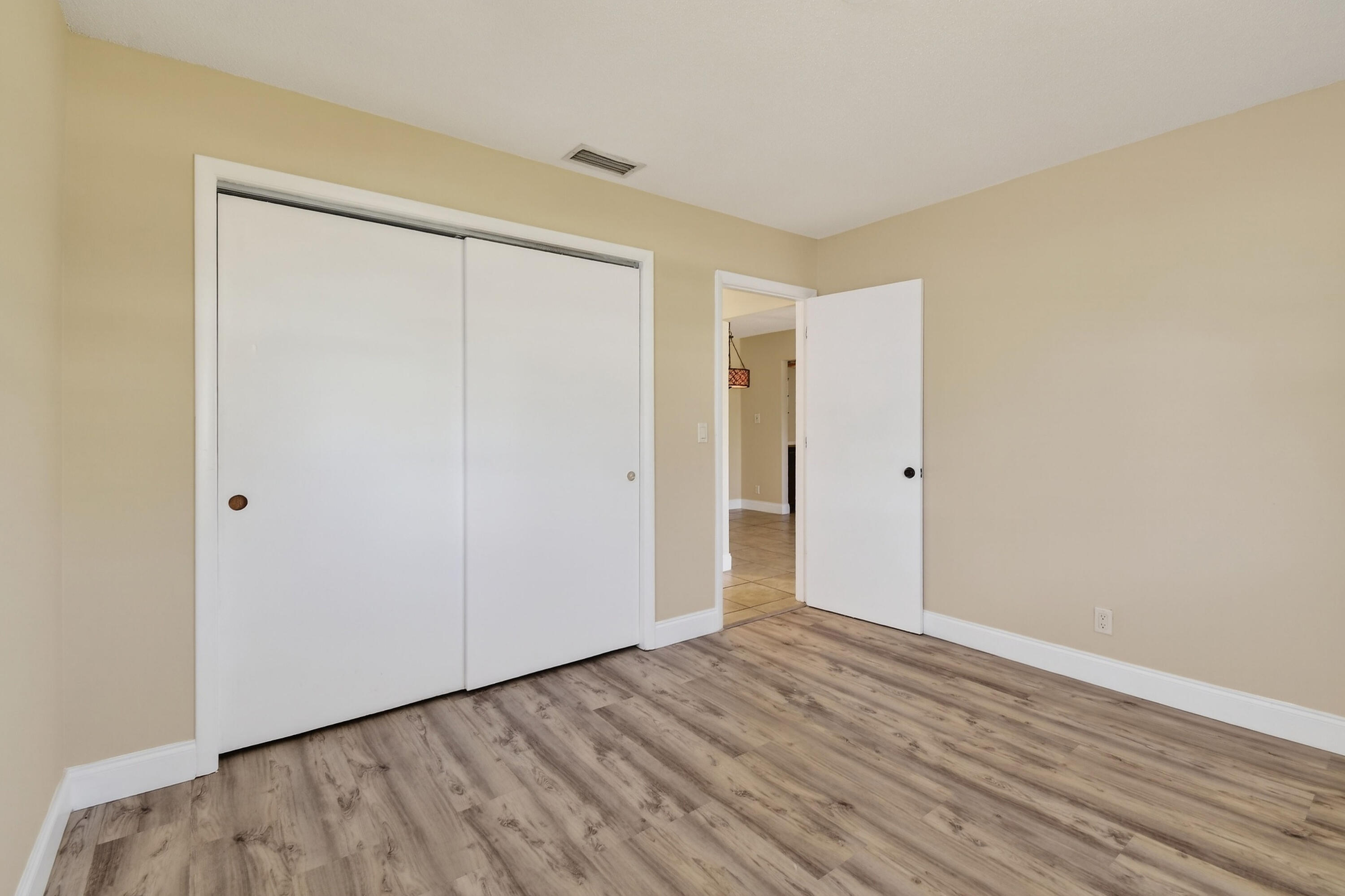 PALM BEACH LEISUREVILLE SEC 5A - Residential