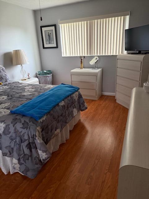 LAKESIDE VILLAGE CONDO 10 - Residential