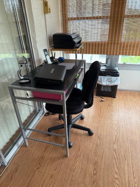 LAKESIDE VILLAGE CONDO 10 - Residential