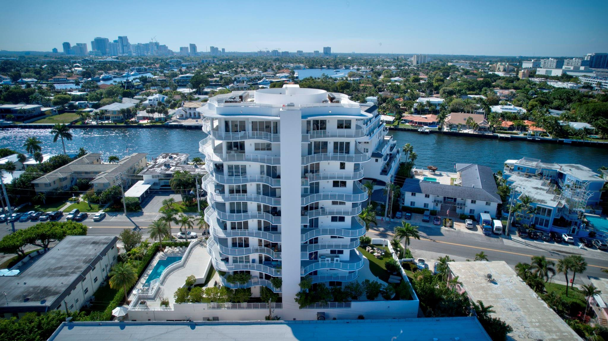 WAVE ON BAYSHORE CONDO - Residential Lease