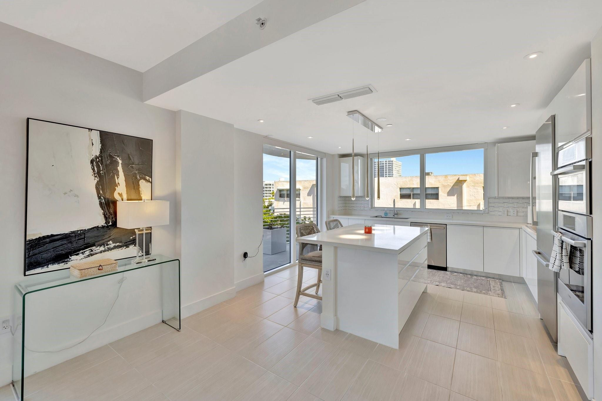 WAVE ON BAYSHORE CONDO - Residential Lease