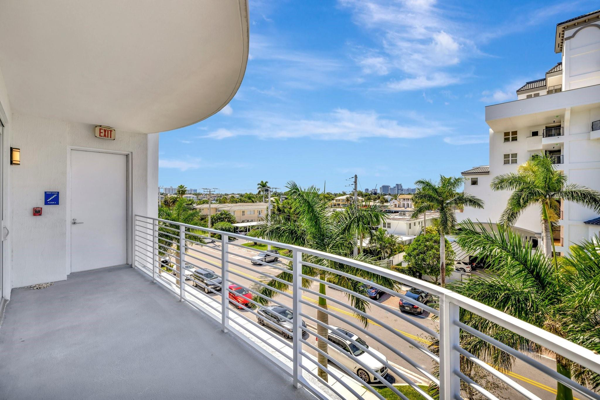 WAVE ON BAYSHORE CONDO - Residential Lease