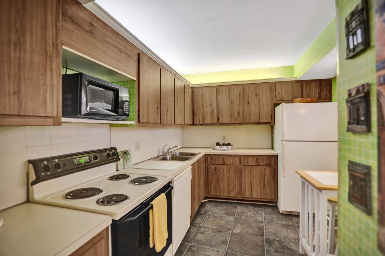 100 Ocean Trail Way 109