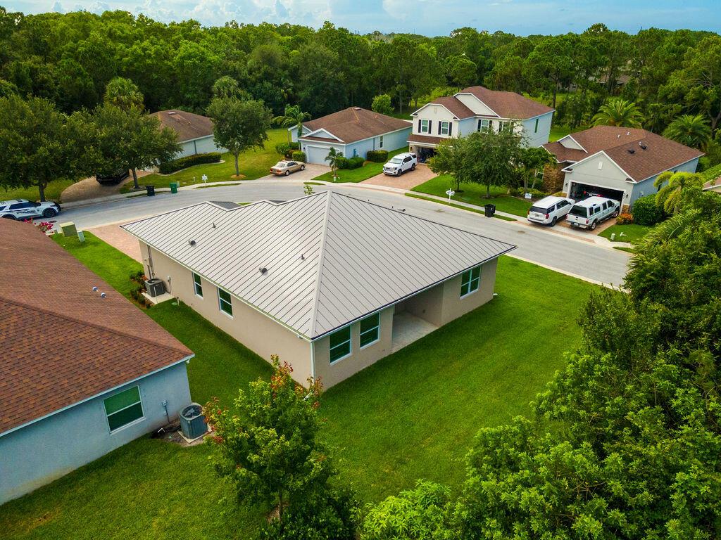 RIVER PLACE ON THE ST LUC - Residential