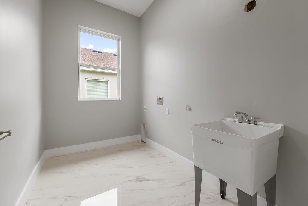 RIVER PLACE ON THE ST LUCIE NO 1 - Residential