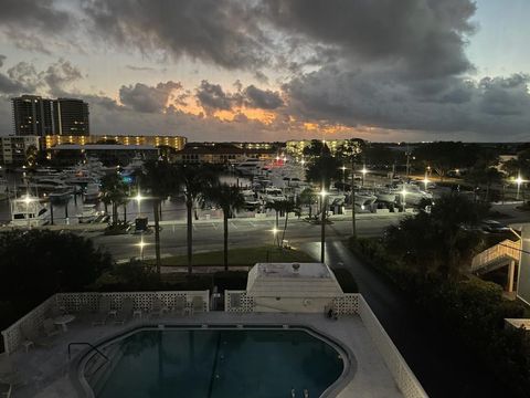 907 Marina Drive 401 North Palm Beach FL 33408