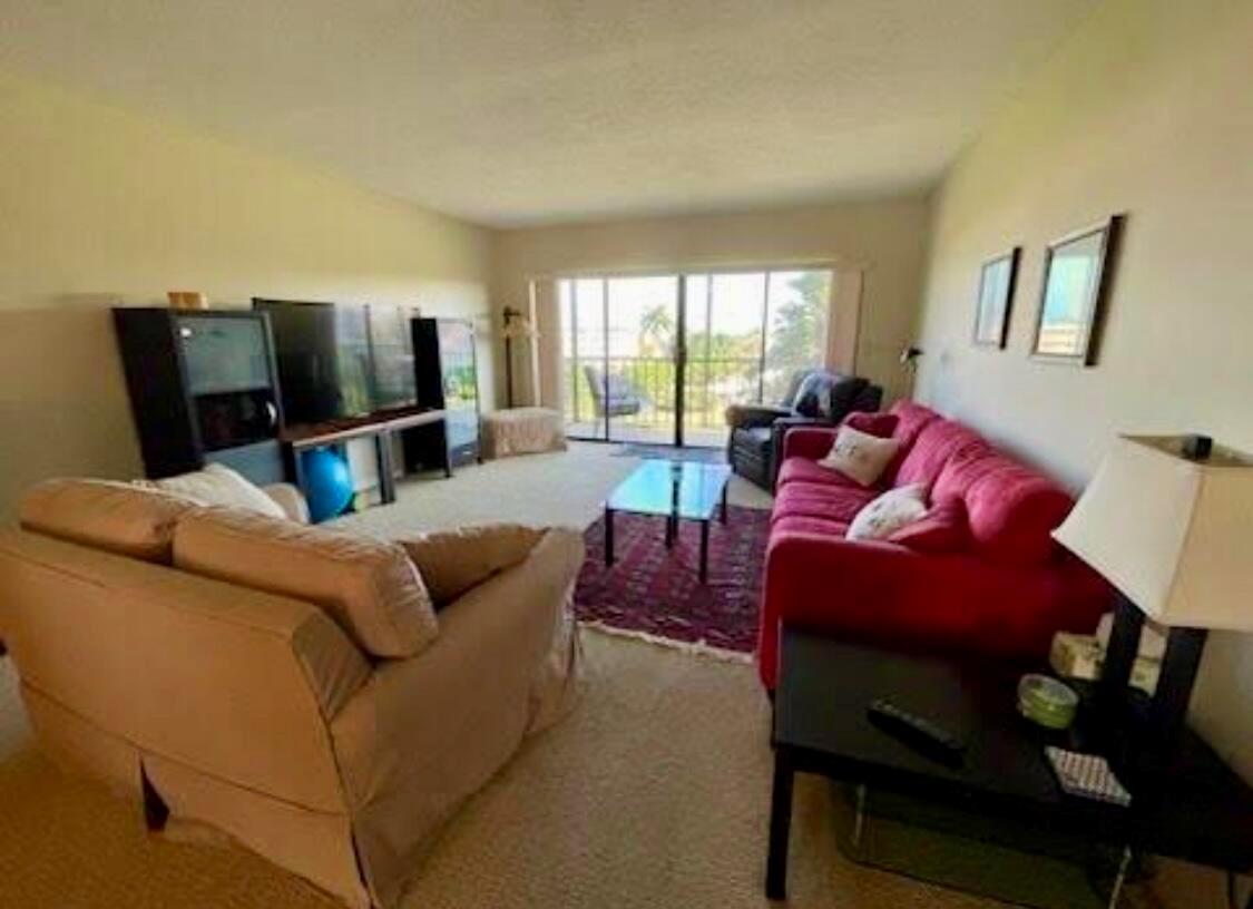 OCEAN PARKS CONDO - Residential Lease