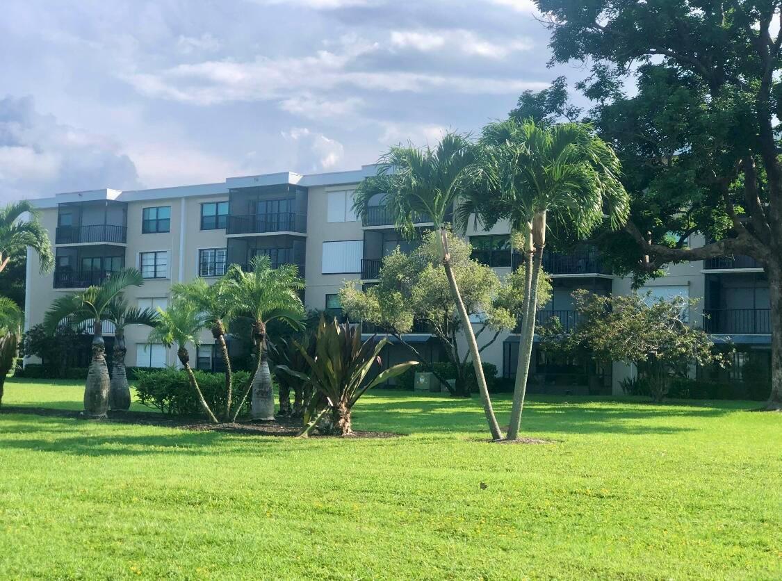 OCEAN PARKS CONDO - Residential Lease