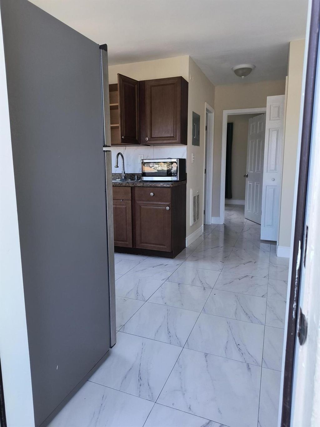 Photo of 1007 S E Street #B, Lake Worth Beach, FL 33460 (MLS # R11087530)