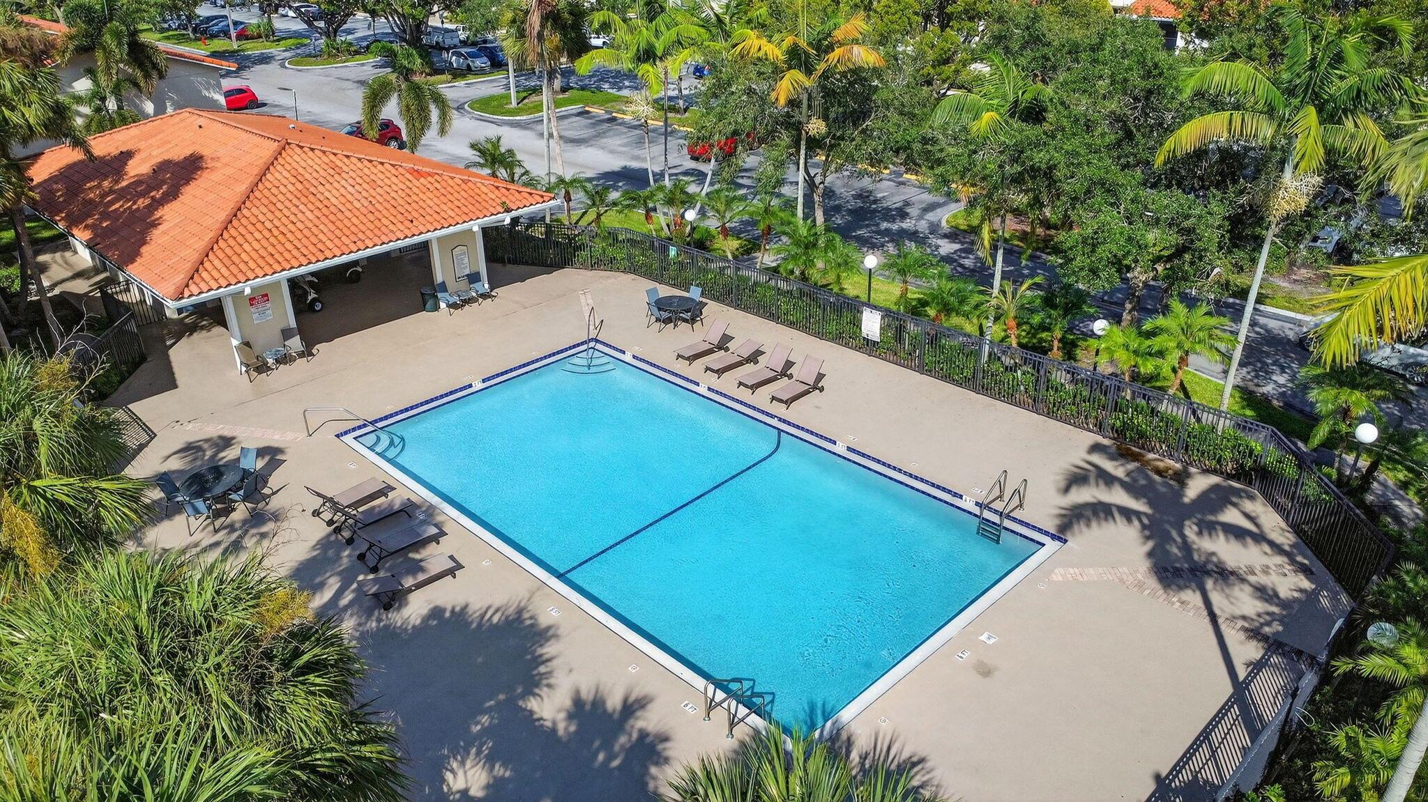 PALM BEACH PLACE CONDO - Commercial Sale