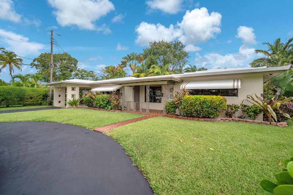 Photo of 601 NW 29th Street, Wilton Manors, FL 33311 (MLS # B26021835)