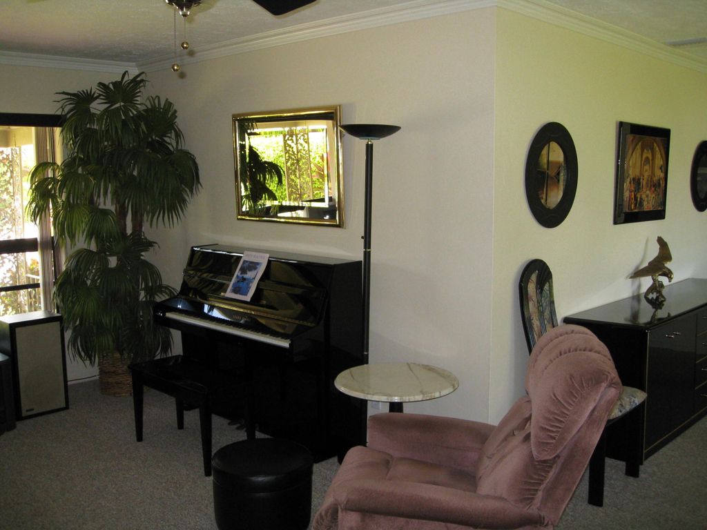 Photo of 601 NW 29th Street, Wilton Manors, FL 33311 (MLS # B26021835)