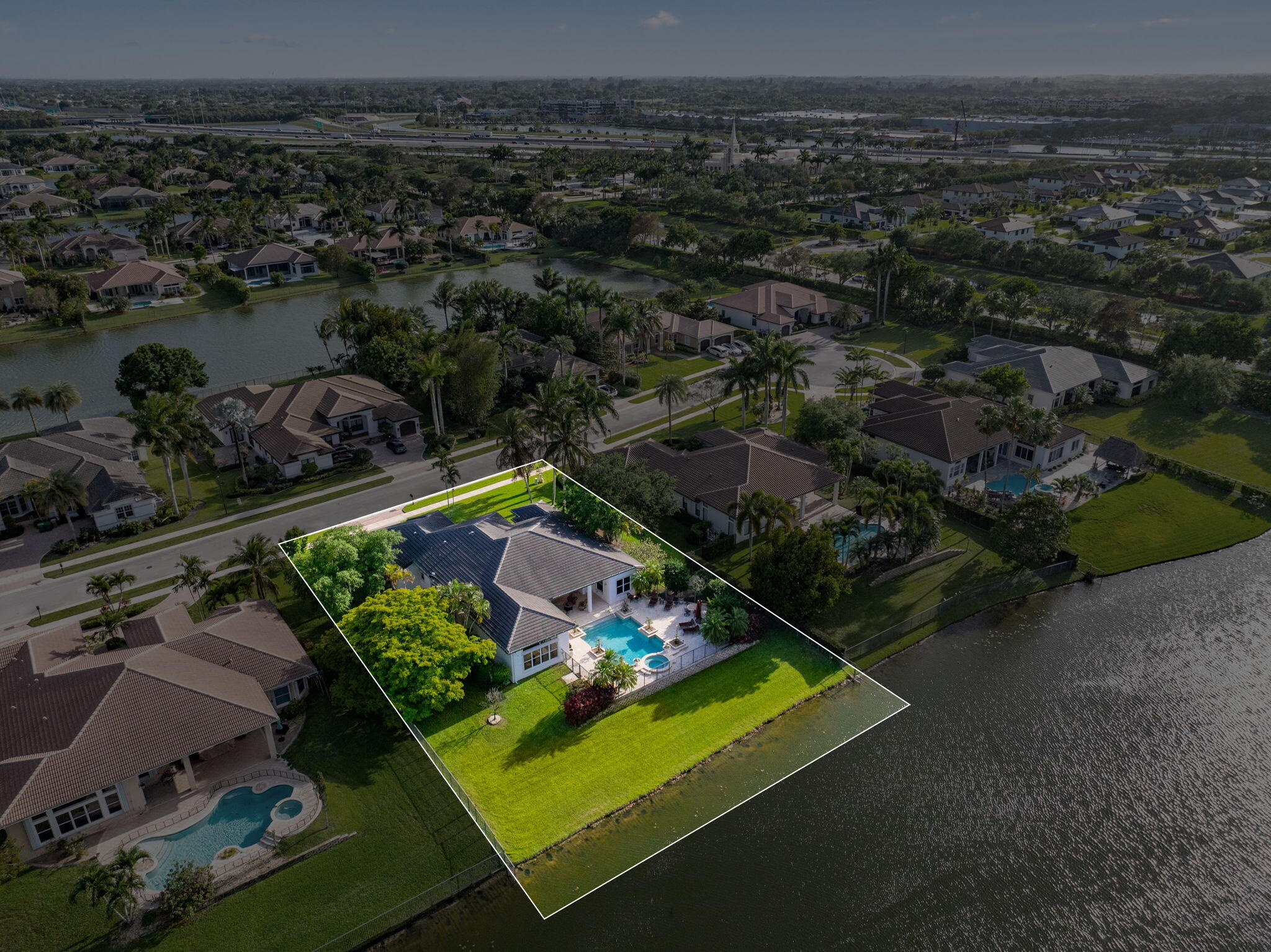 RIVERSTONE - Residential