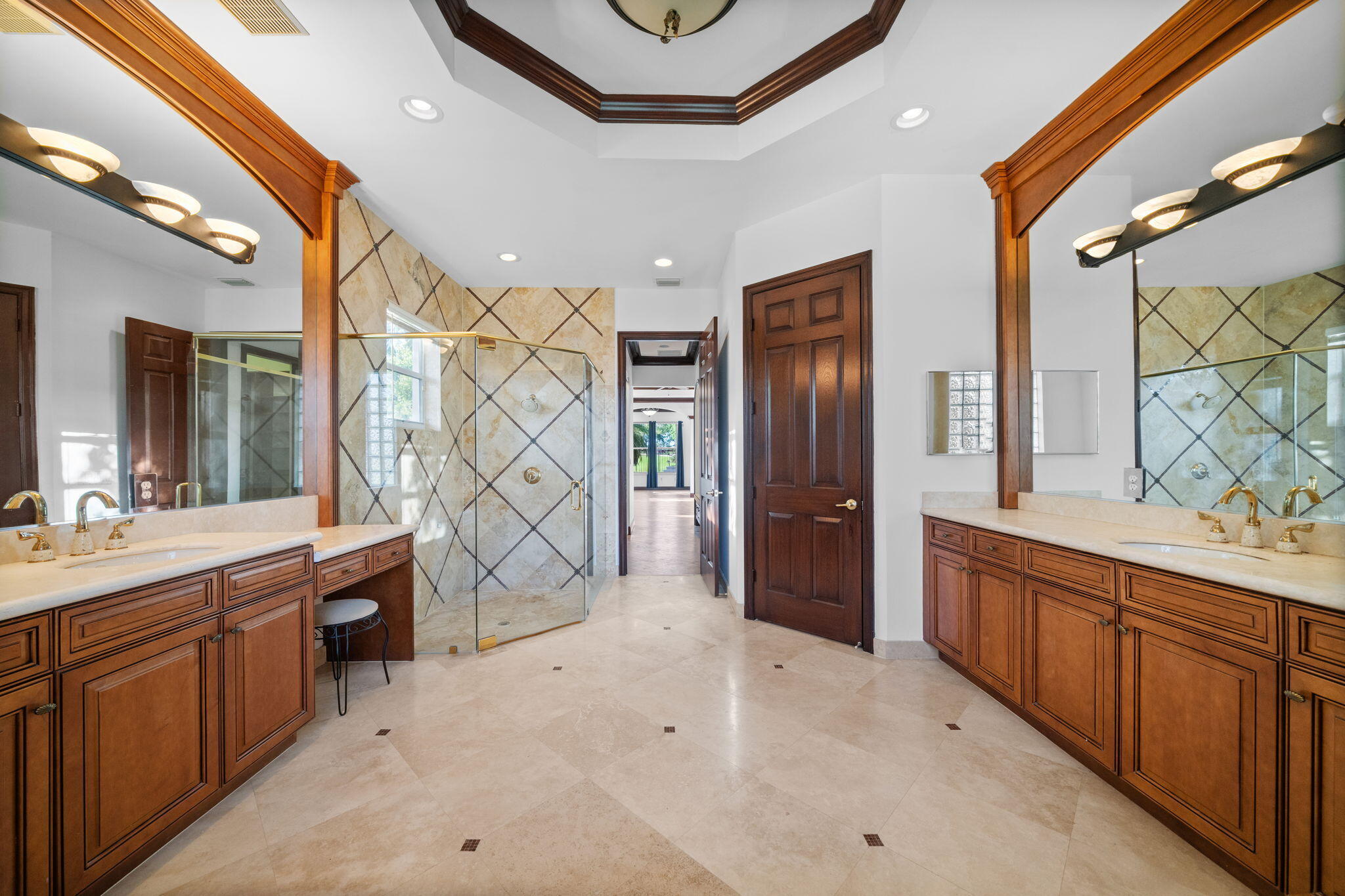 RIVERSTONE - Residential