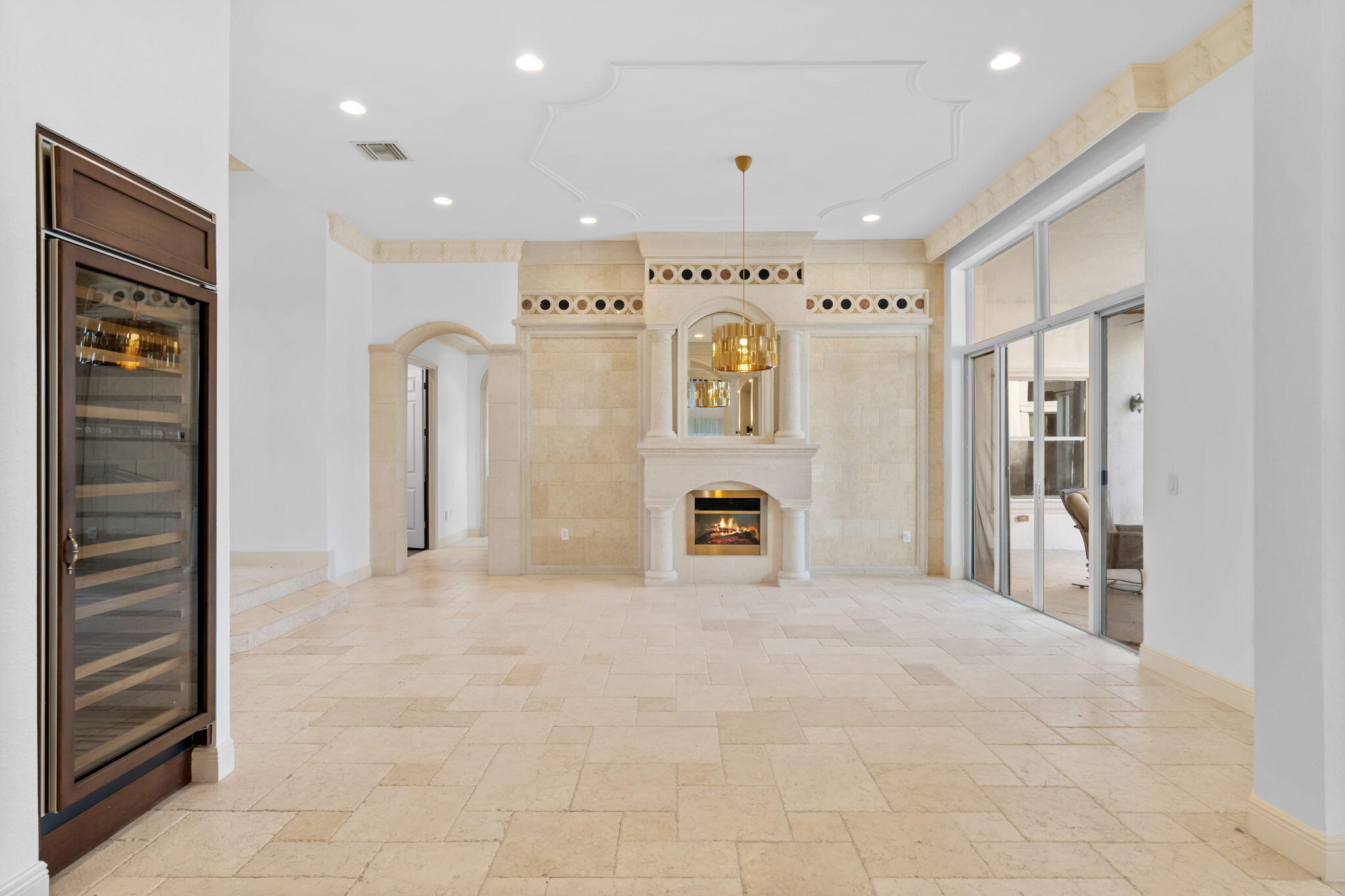 RIVERSTONE - Residential