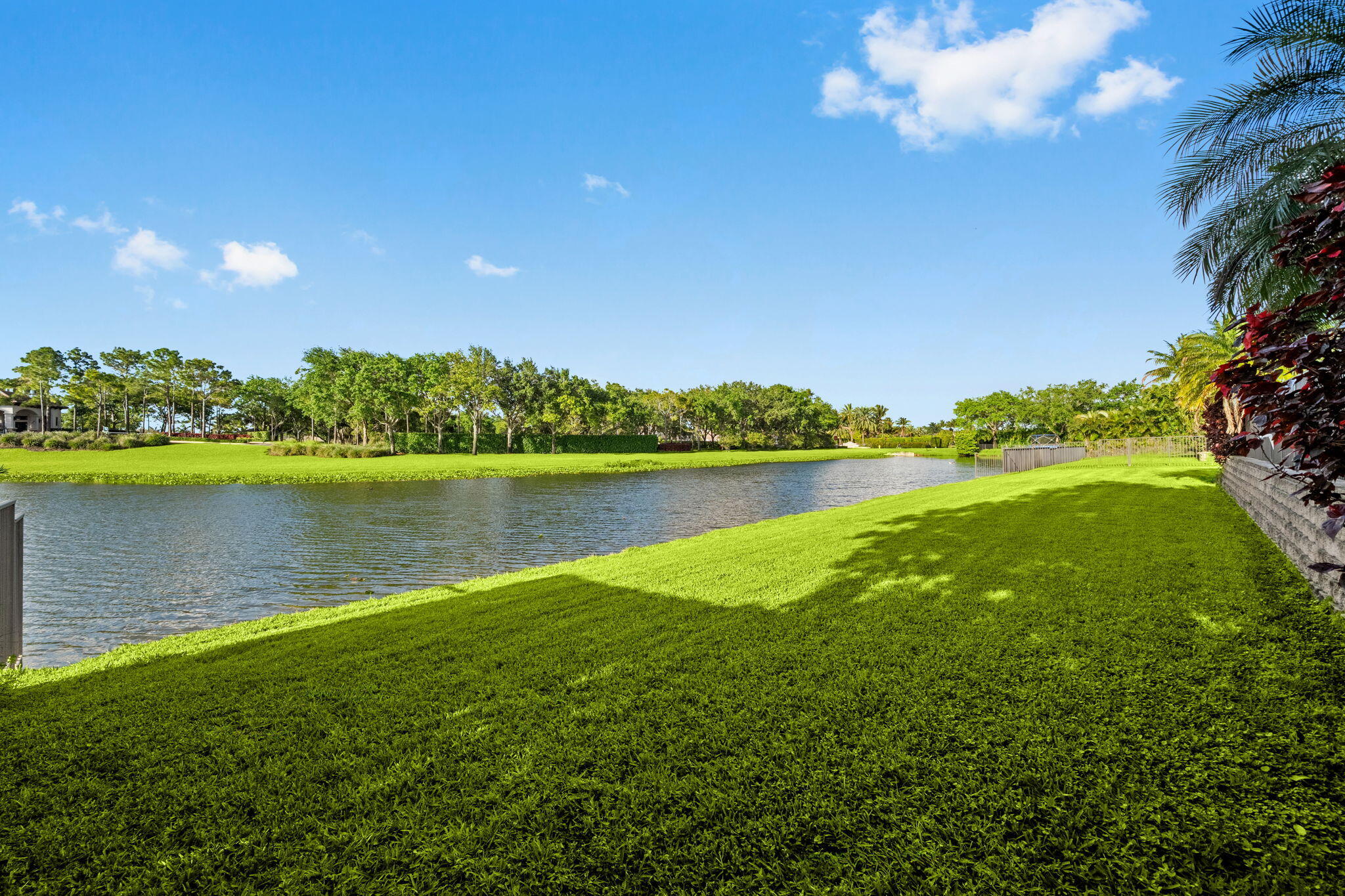 RIVERSTONE - Residential