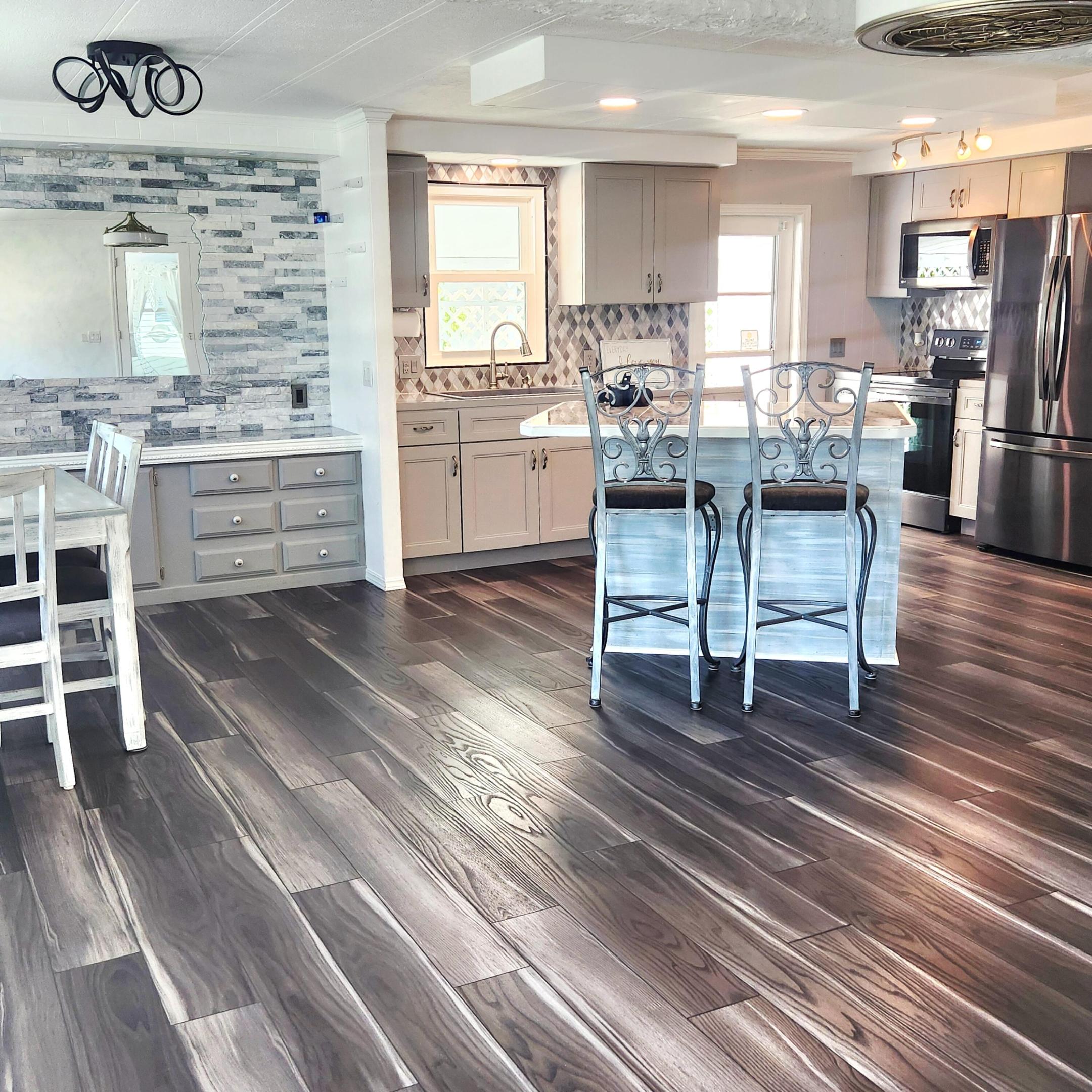 PINELAKE VILLAGE - Residential