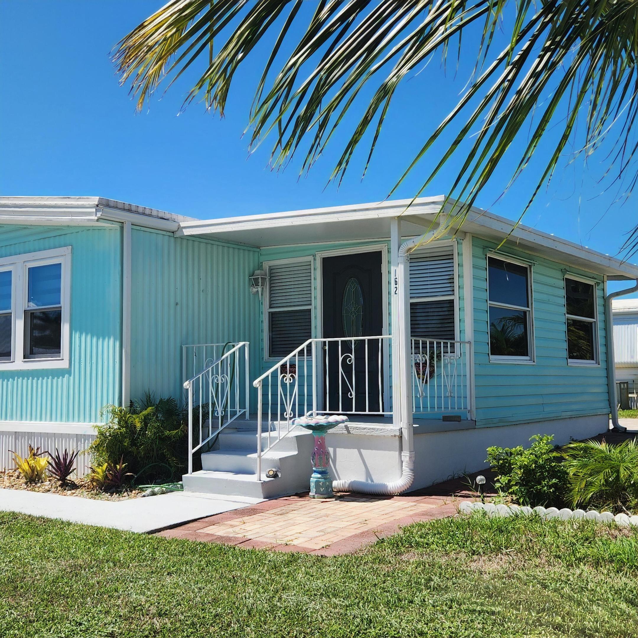 PINELAKE VILLAGE - Residential