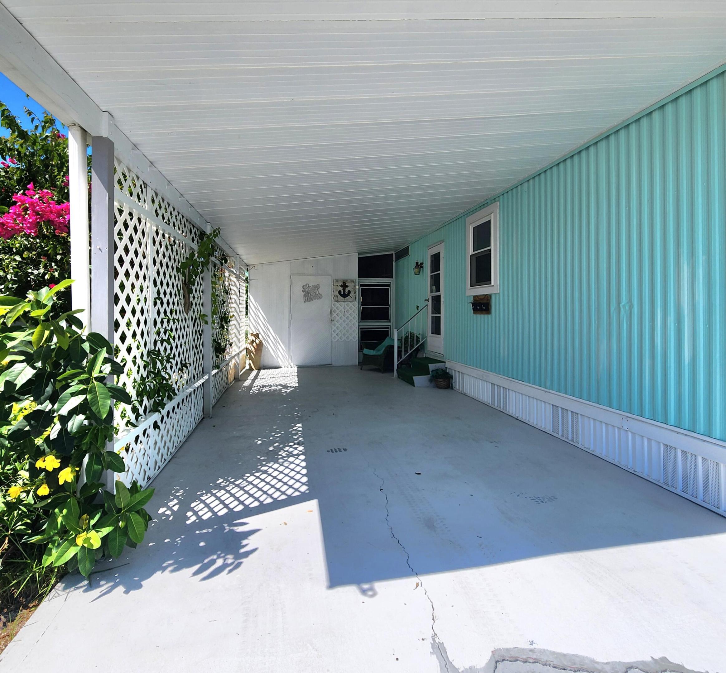 PINELAKE VILLAGE - Residential