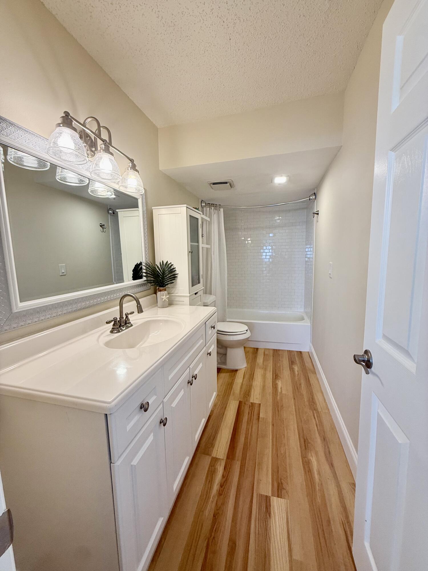 ATLANTIS CONDOMINIUM BUILDING A - Residential