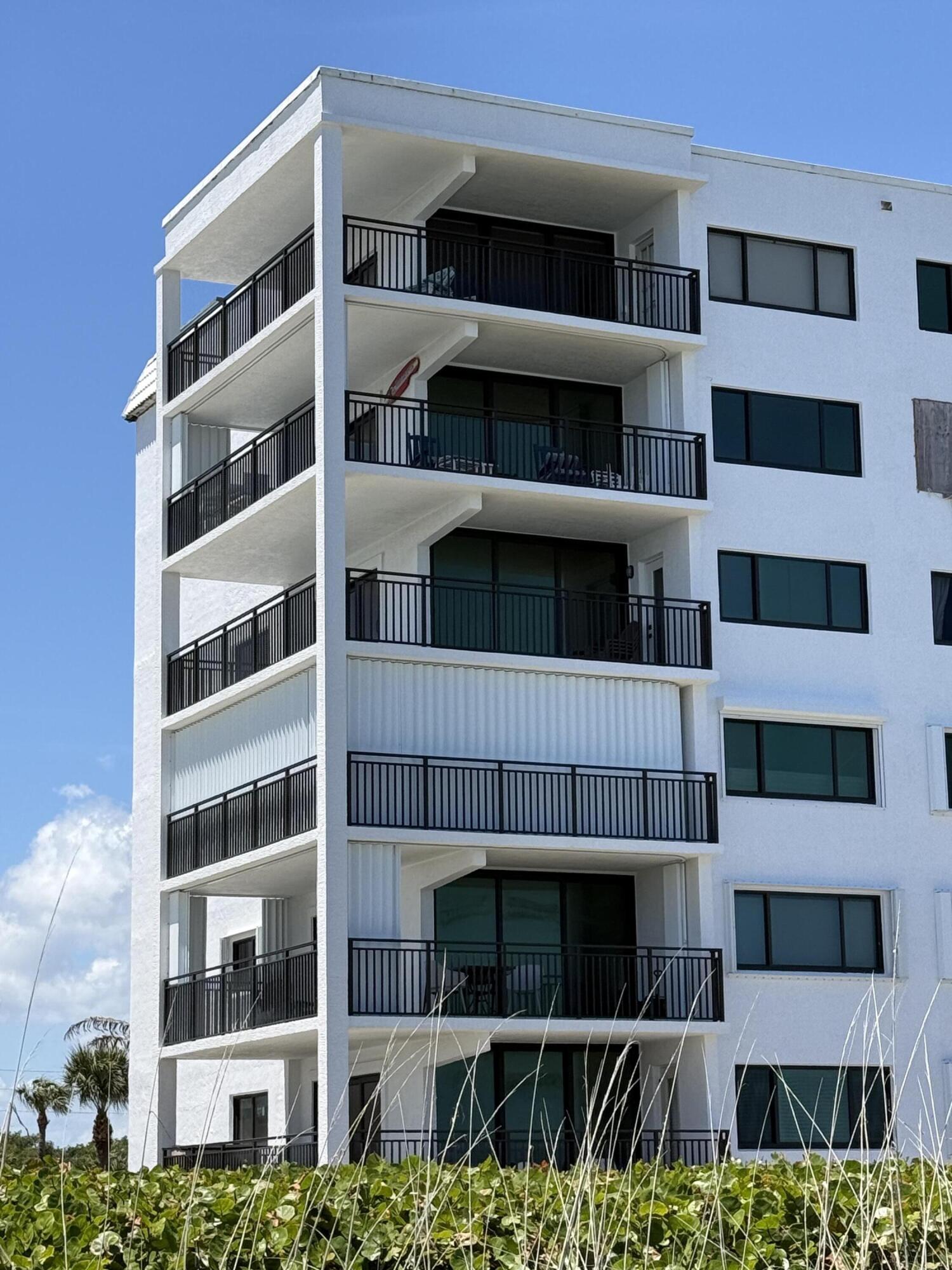 10102 S Ocean Drive 210a