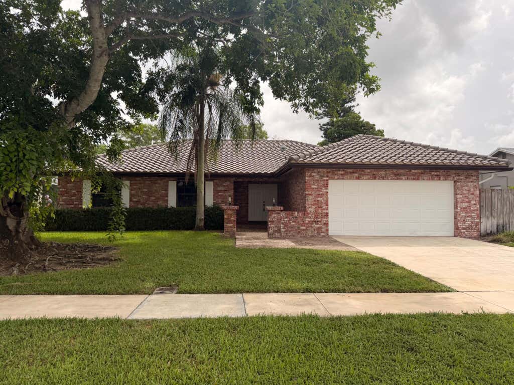 Photo of 21092 SHADY VISTA Lane, Boca Raton, FL 33428 (MLS # B26051815)