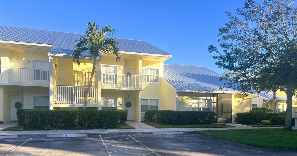 Photo of 4210 Gator Trace Circle, Fort Pierce, FL 34982 (MLS # B26034692)