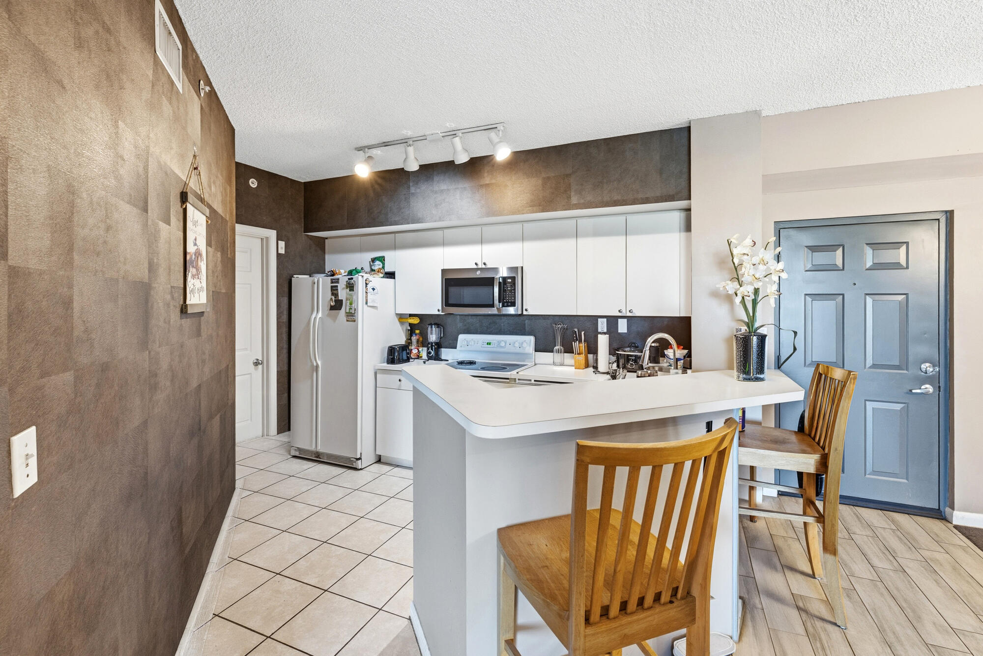 ST ANDREWS AT POLO CLUB CONDO - Residential