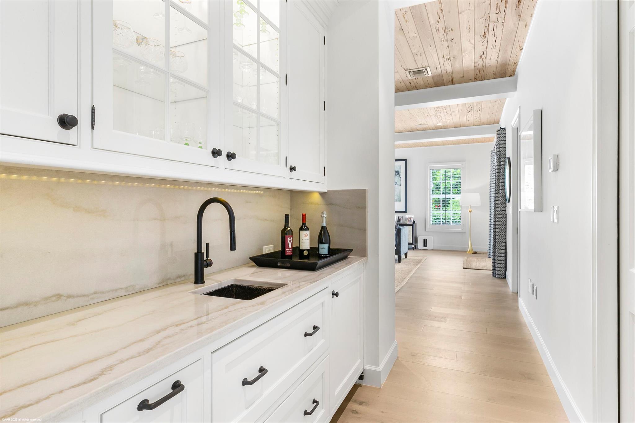 PALM BEACH POINT - Residential