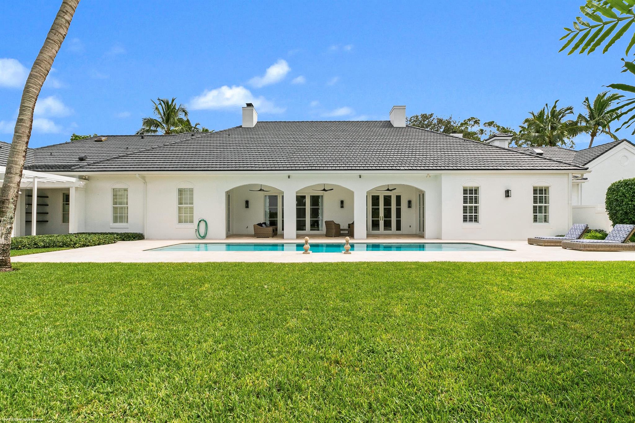 PALM BEACH POINT - Residential