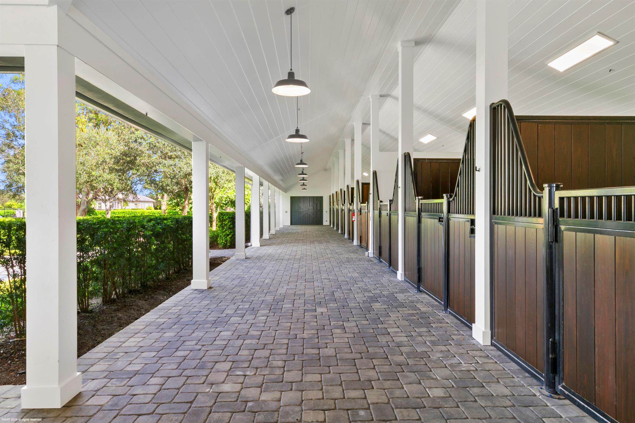 PALM BEACH POINT - Residential