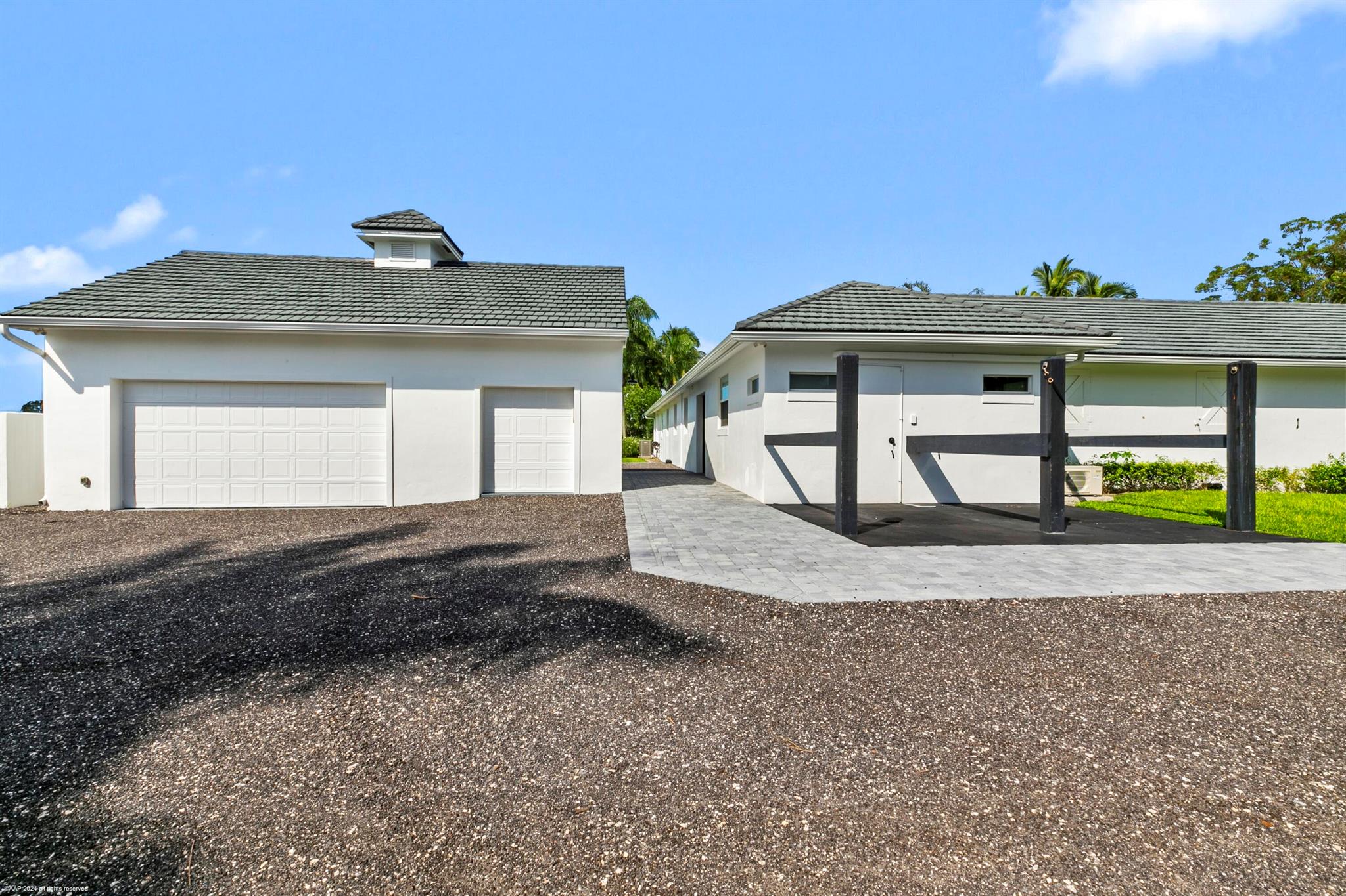 PALM BEACH POINT - Residential