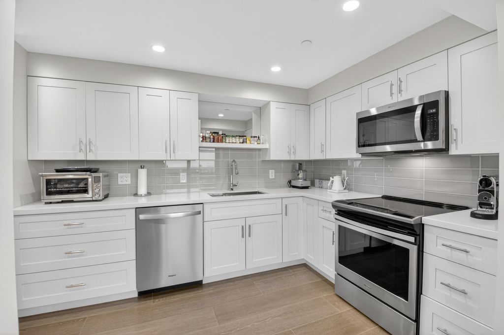 Photo of 6845 Willow Wood Drive #3061, Boca Raton, FL 33434 (MLS # B26033114)