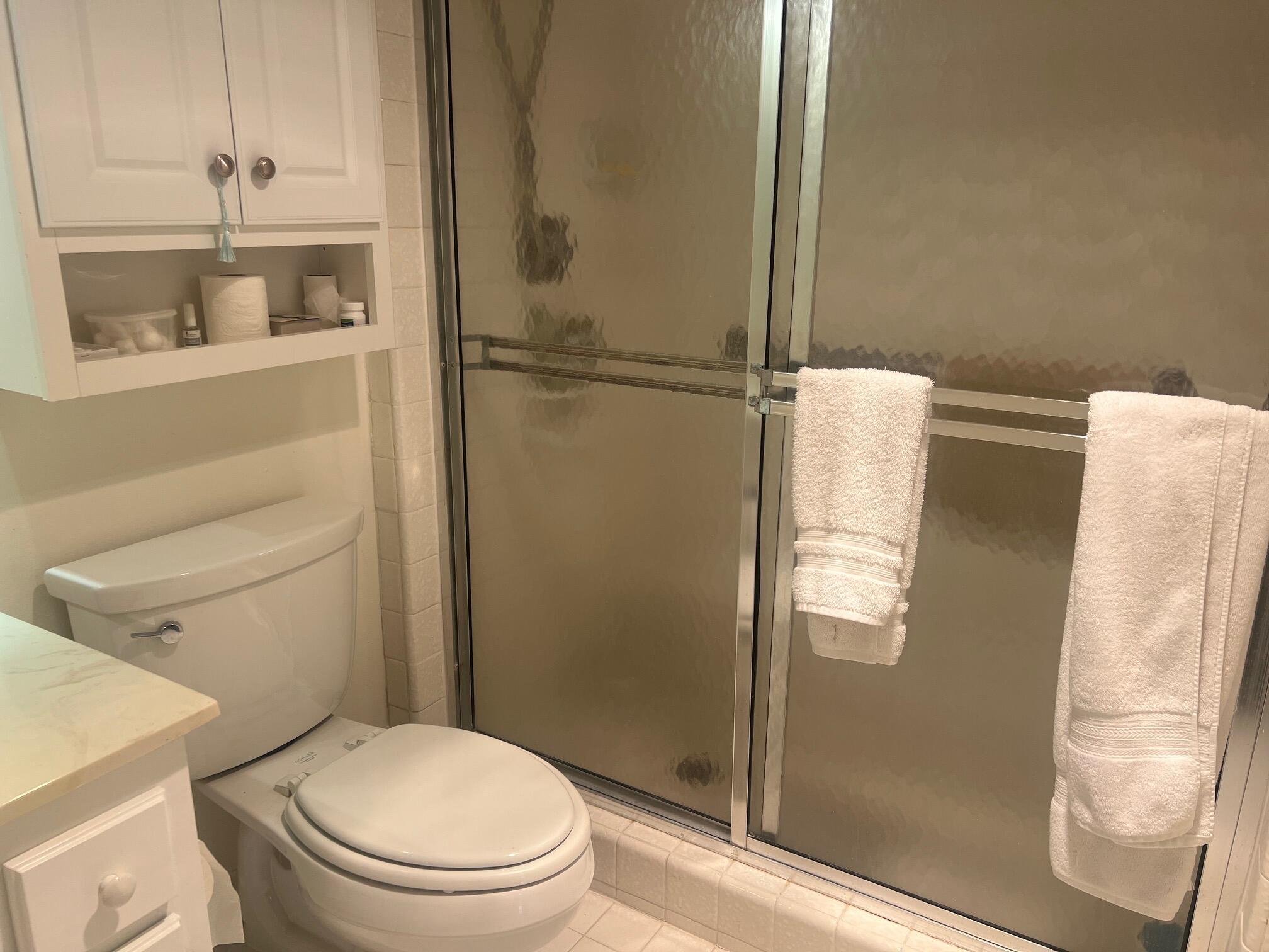 WILLOW WOOD - Residential Lease